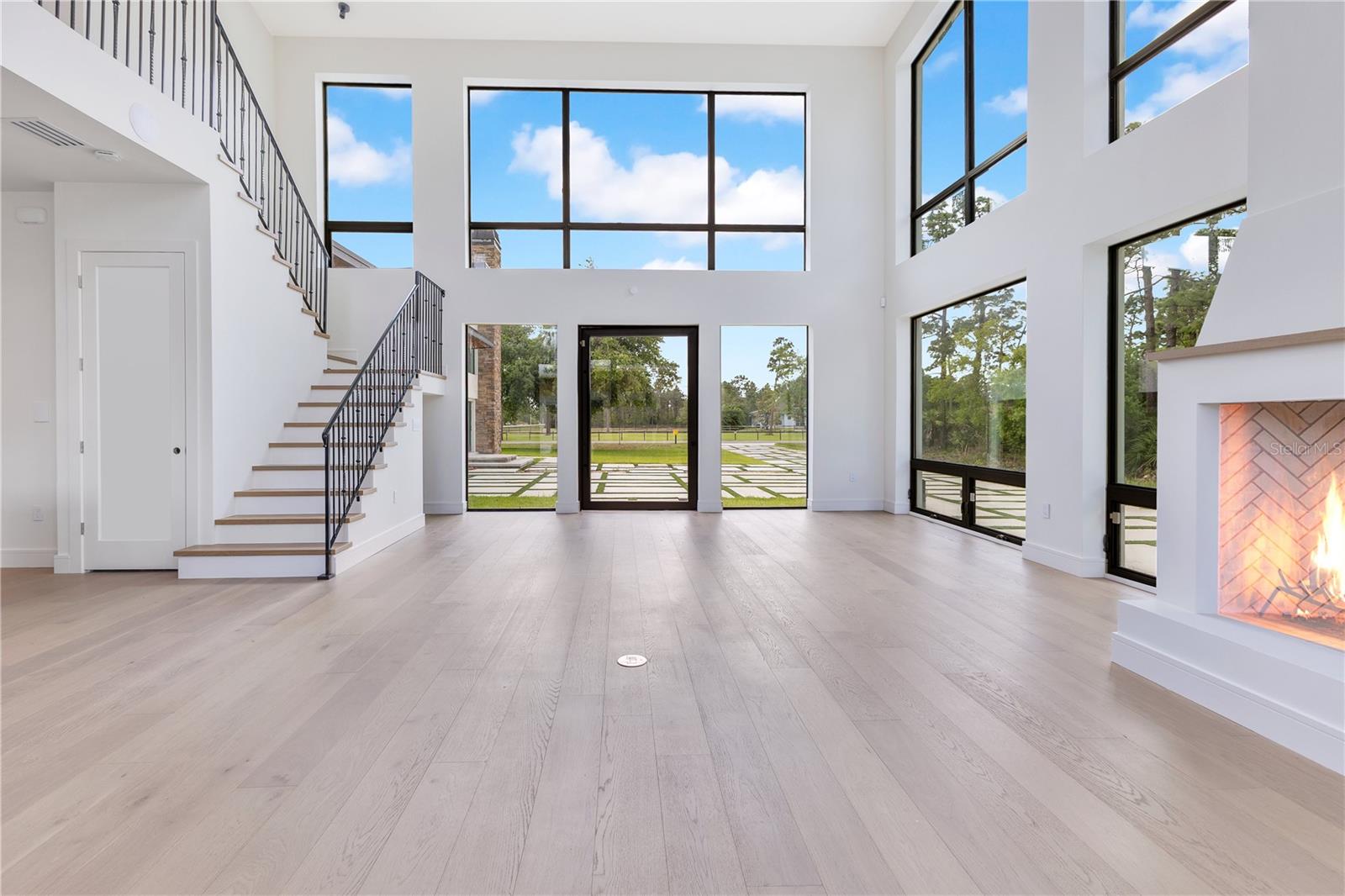 ROCKET CITYA - Residential