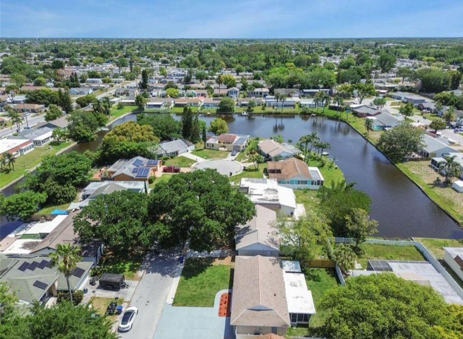 BEACON SQUARE - Residential Lease