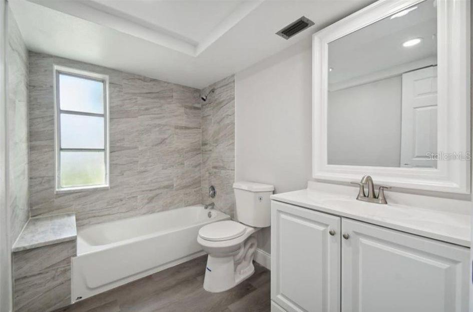 BEACON SQUARE - Residential Lease