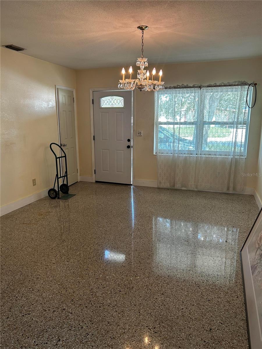 5120 TOWN N COUNTRY BOULEVARD