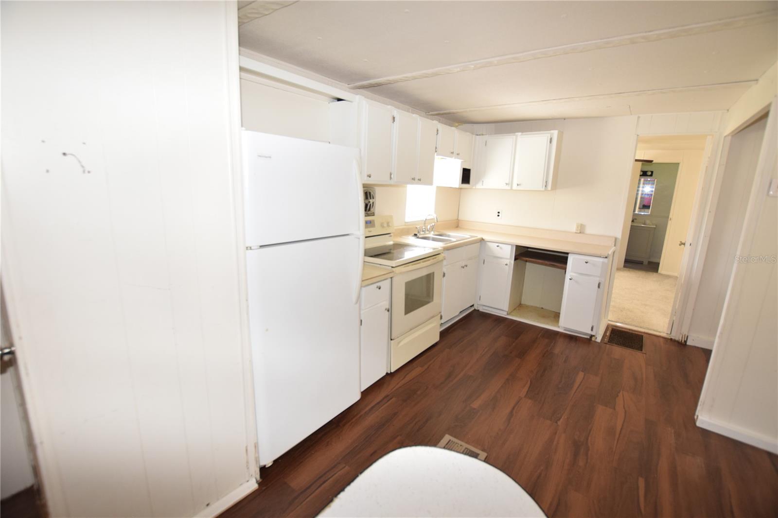 SHERWOOD FOREST 1ST ADD - Residential Lease