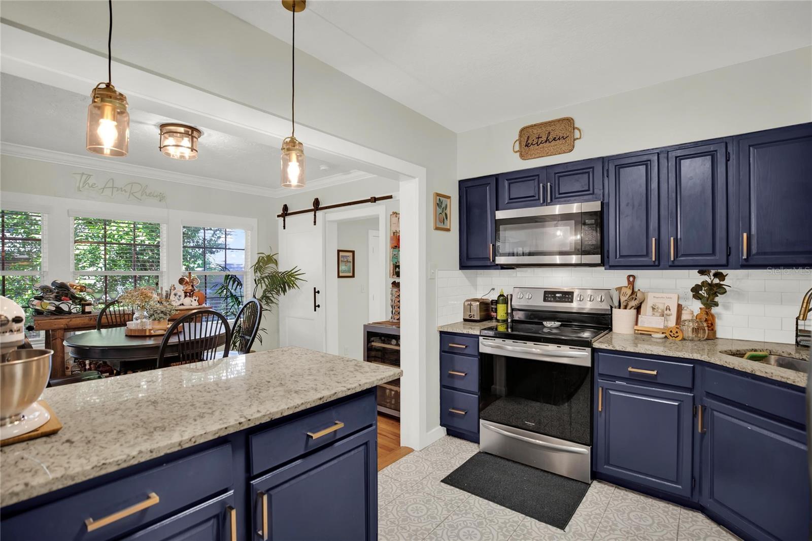 ORANGEWOOD MANOR - Residential