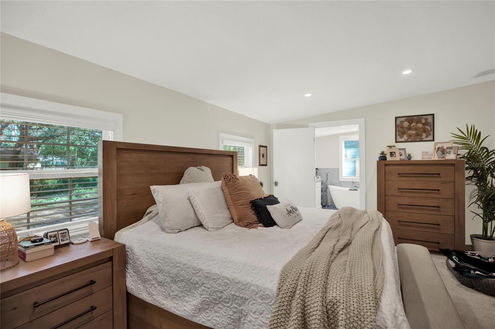 ORANGEWOOD MANOR - Residential