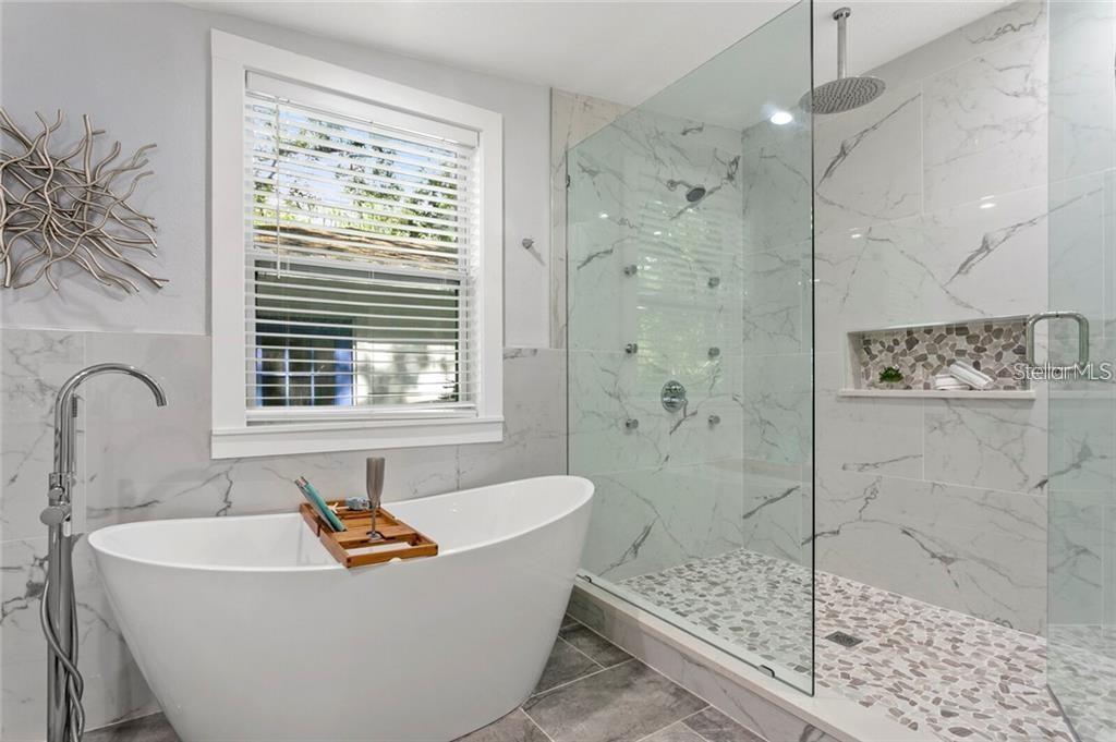 ORANGEWOOD MANOR - Residential