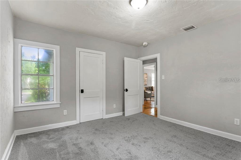 ORANGEWOOD MANOR - Residential