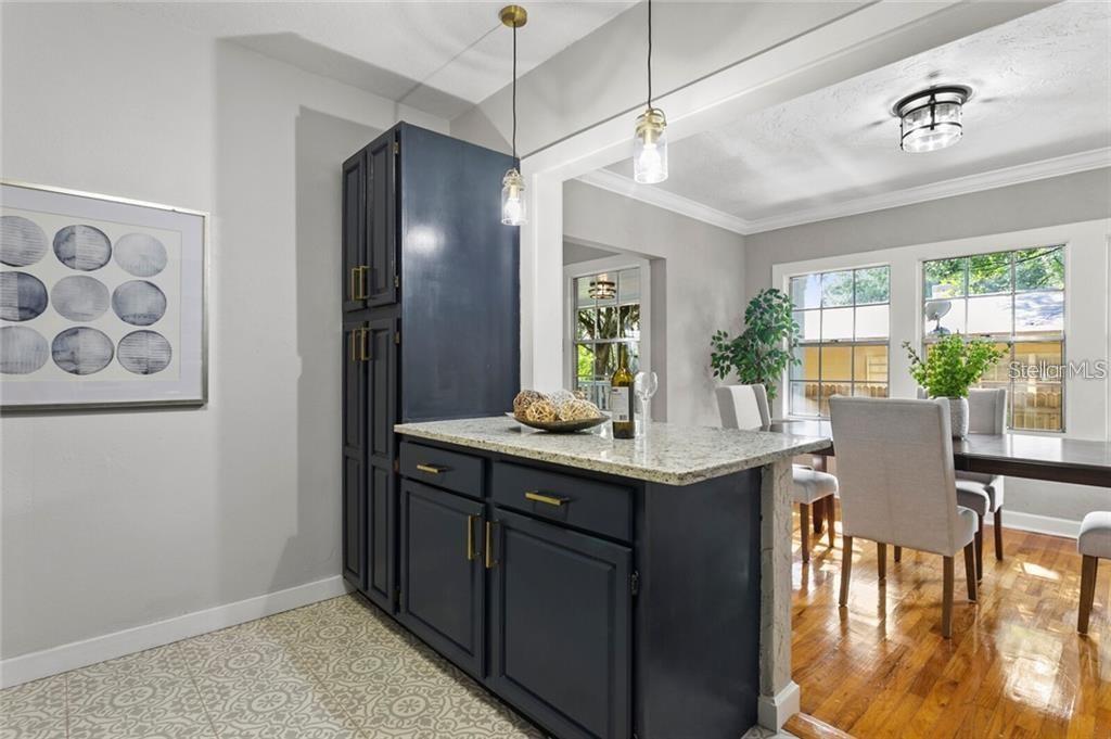 ORANGEWOOD MANOR - Residential