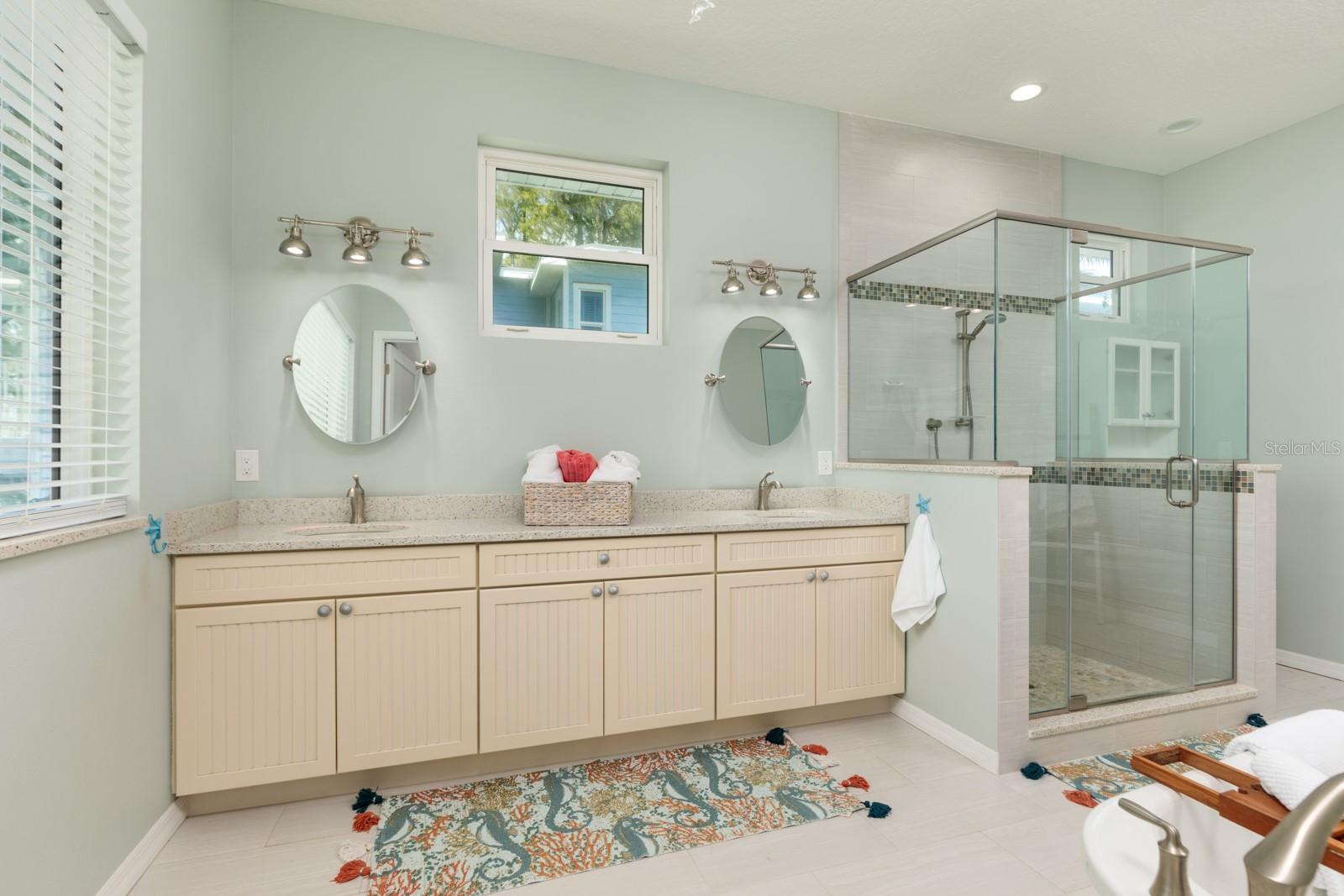 SUNSET BEACH - Residential