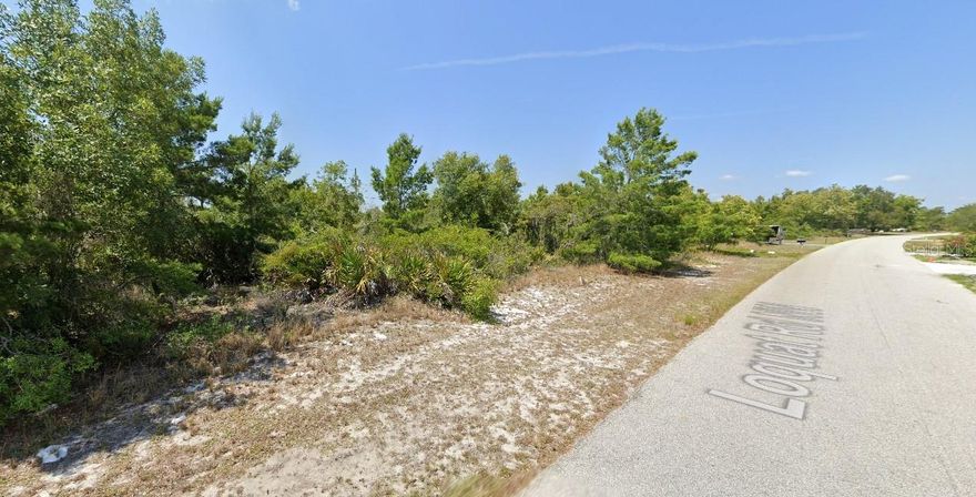 Great lot in Placid Lakes at a great price. Buy and build or buy and hold.