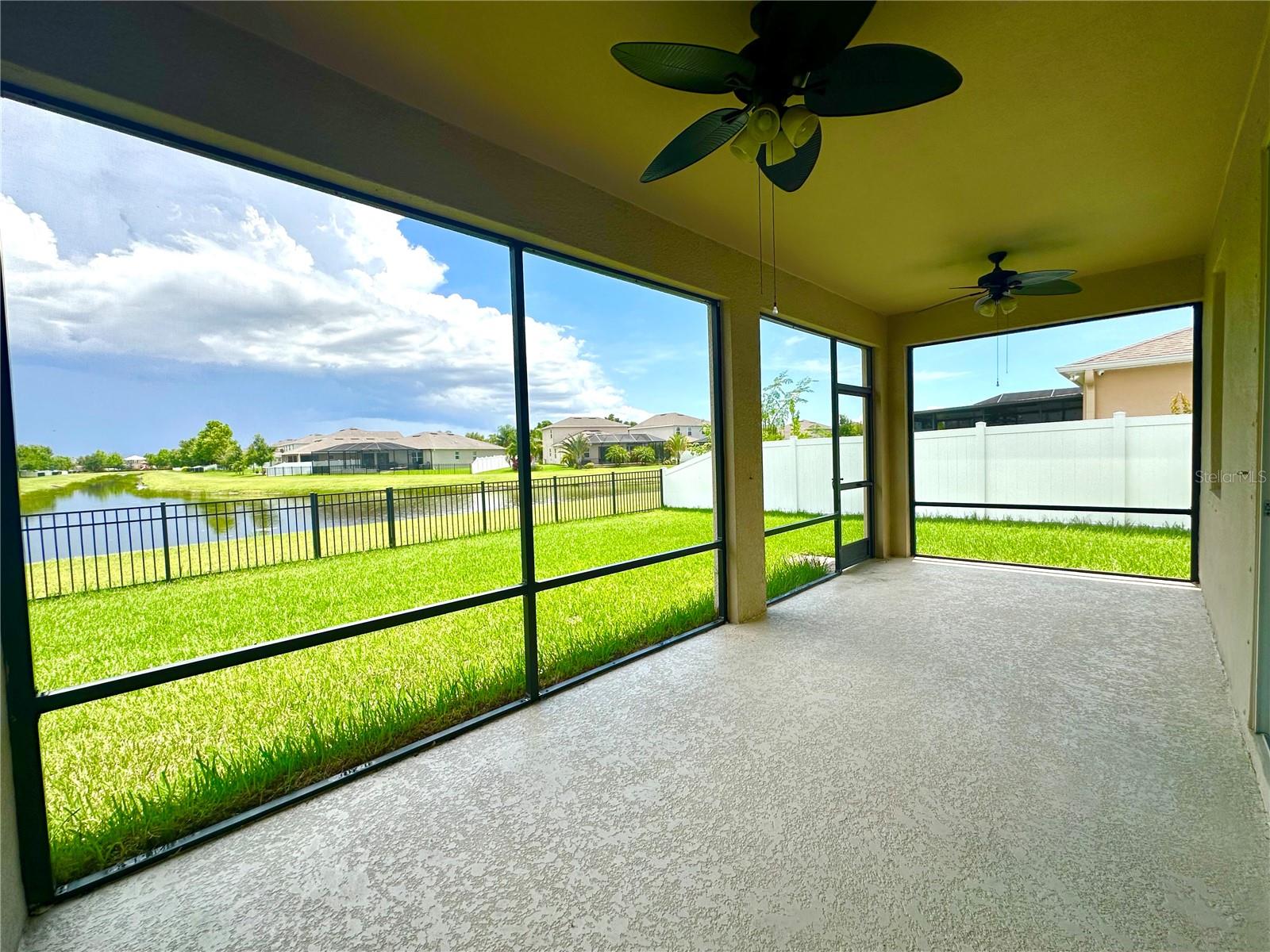 10621 SCENIC HOLLOW DRIVE