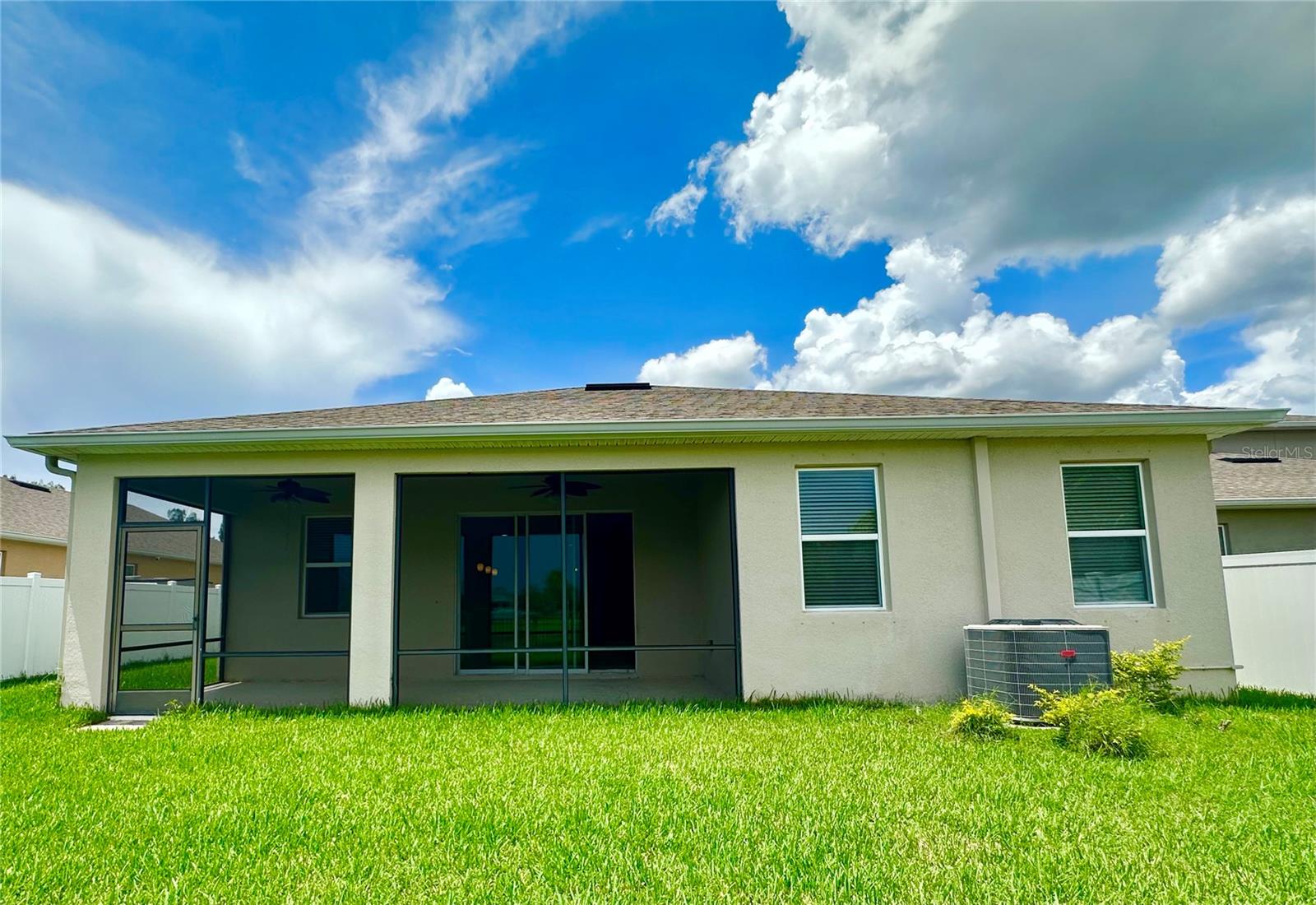 10621 SCENIC HOLLOW DRIVE
