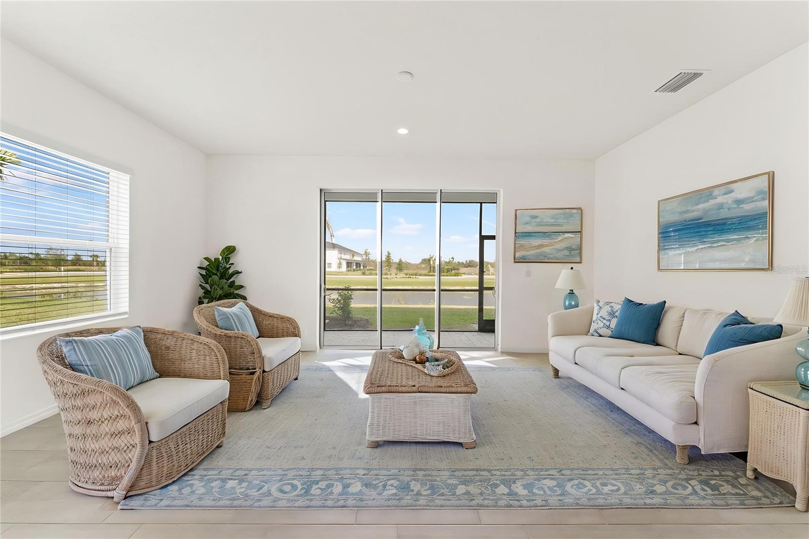 2272 WASHINGTON PALM COURT