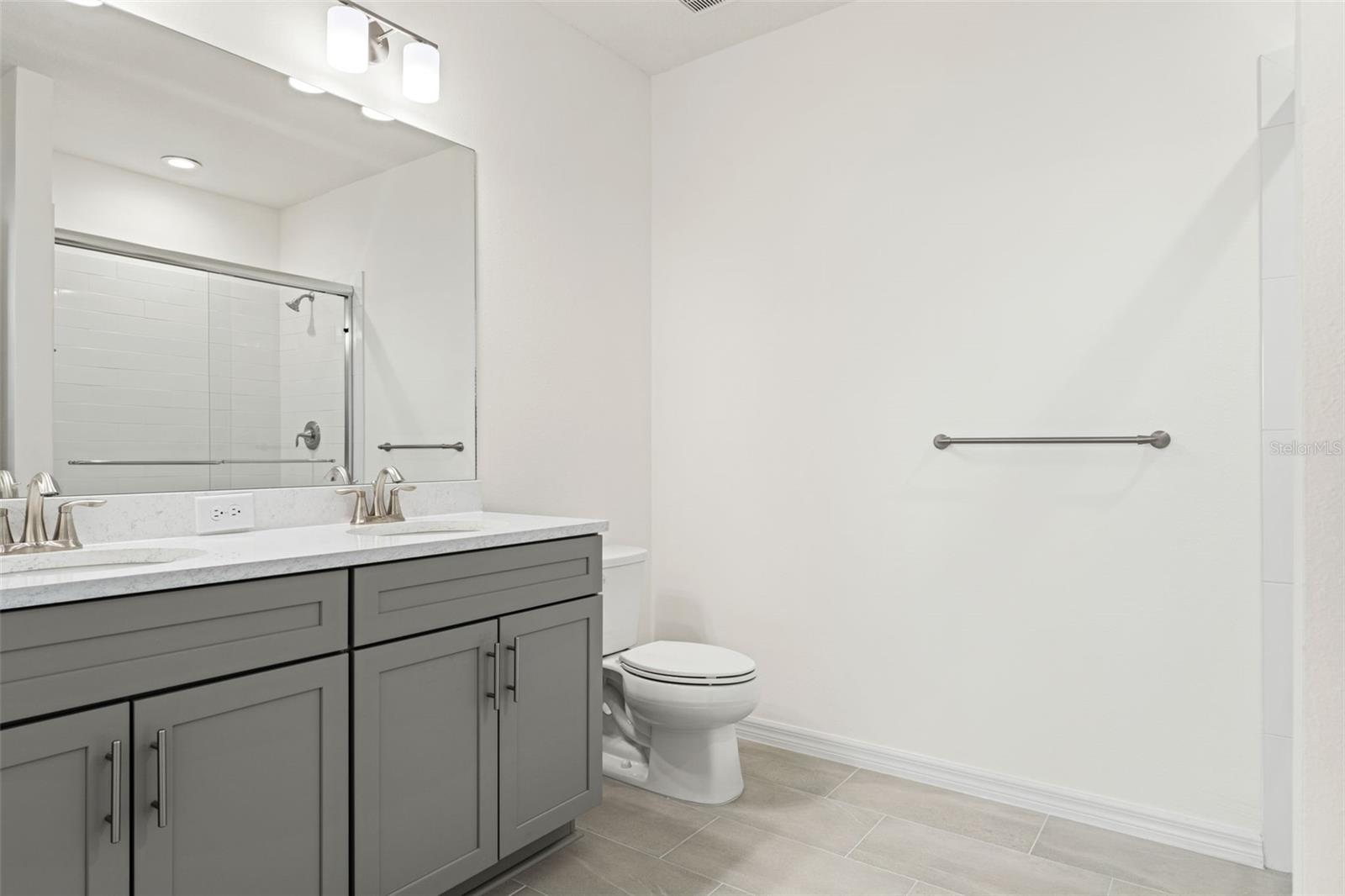 PALM GROVE AT LAKEWOOD RANCH - Residential