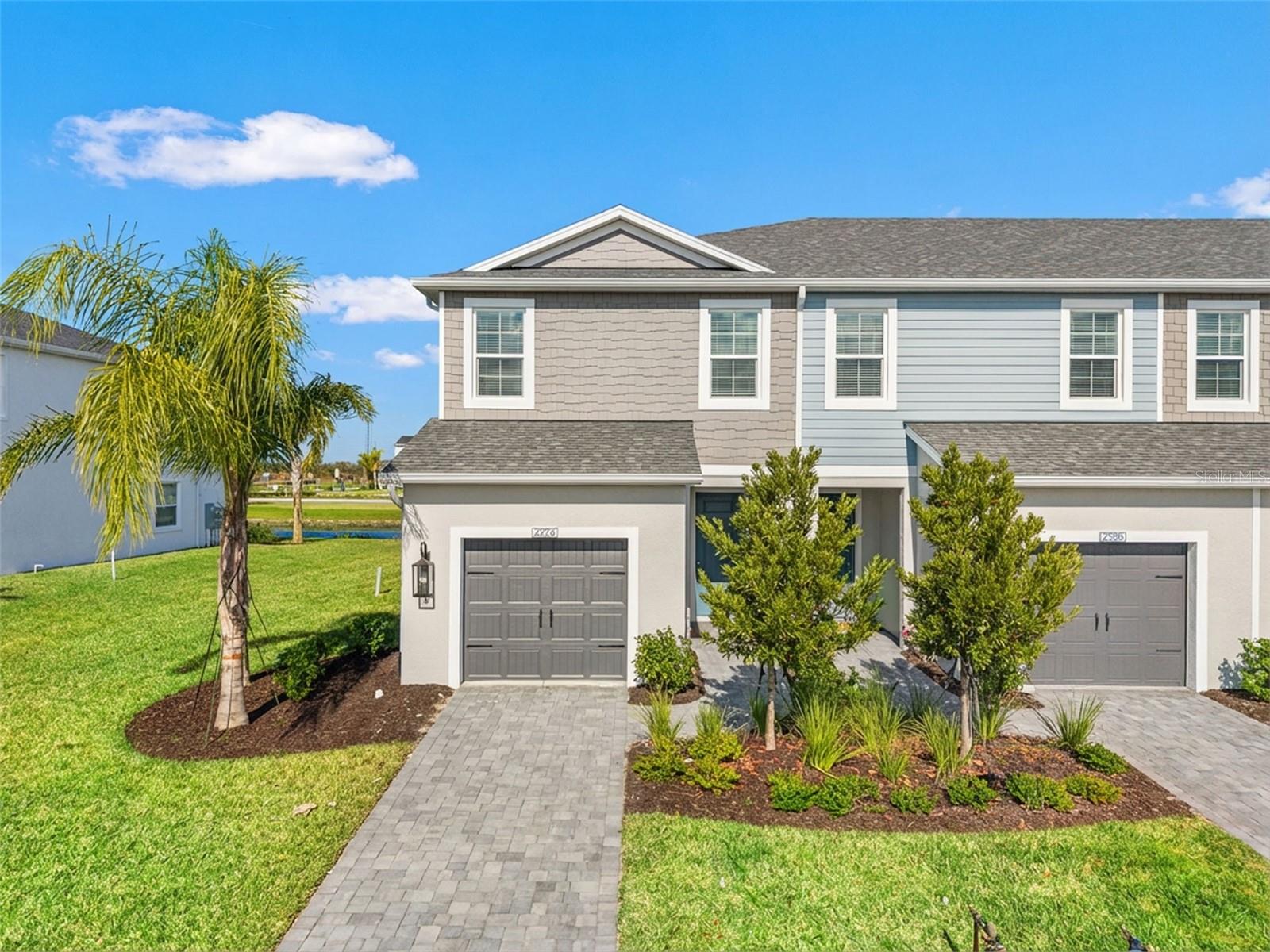 PALM GROVE AT LAKEWOOD RANCH - Residential