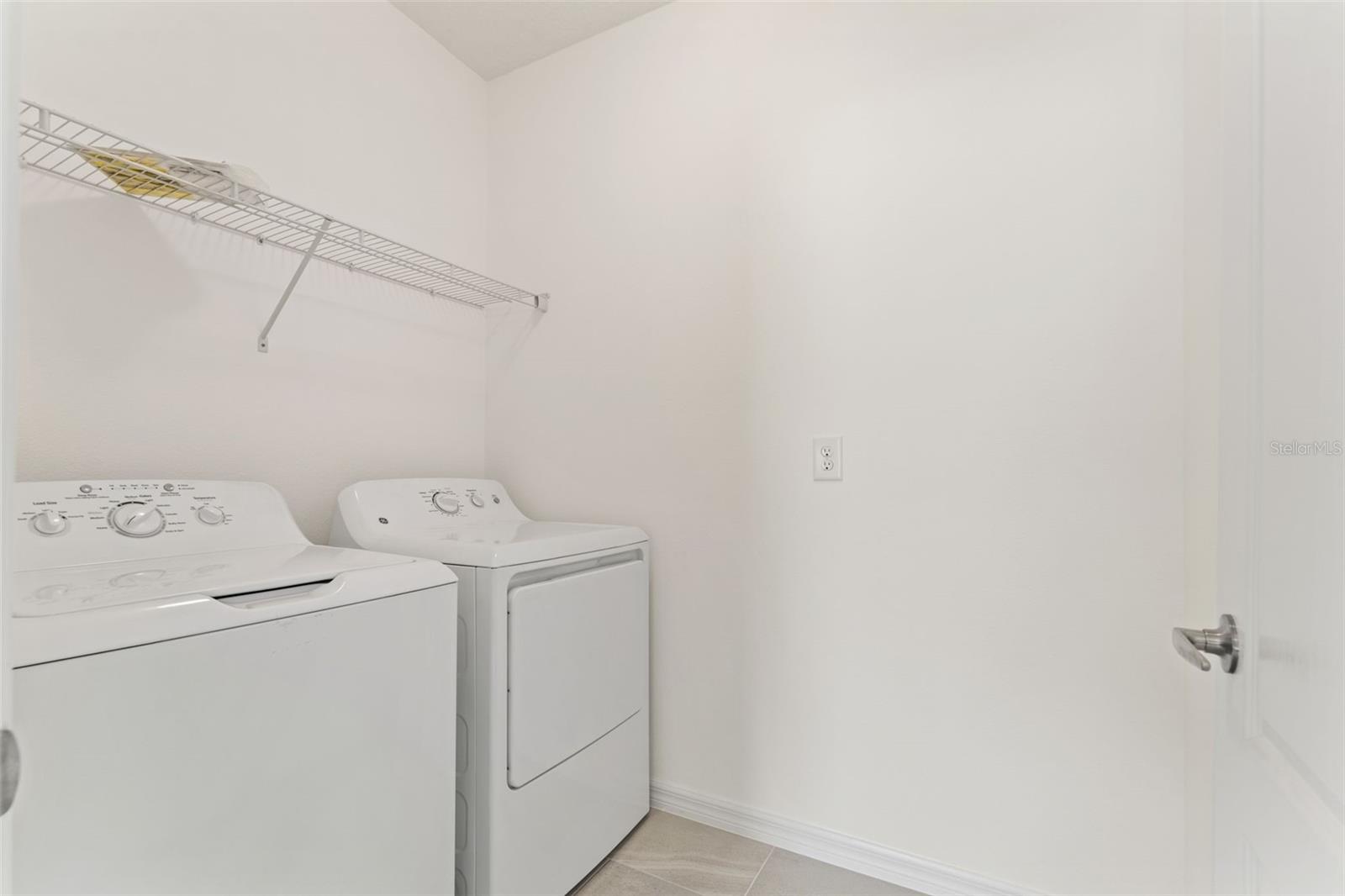 PALM GROVE AT LAKEWOOD RANCH - Residential