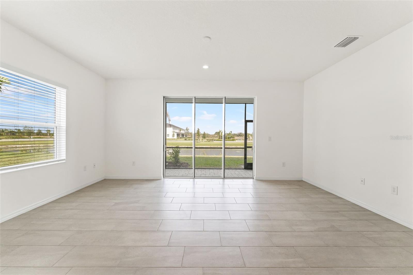 PALM GROVE AT LAKEWOOD RANCH - Residential