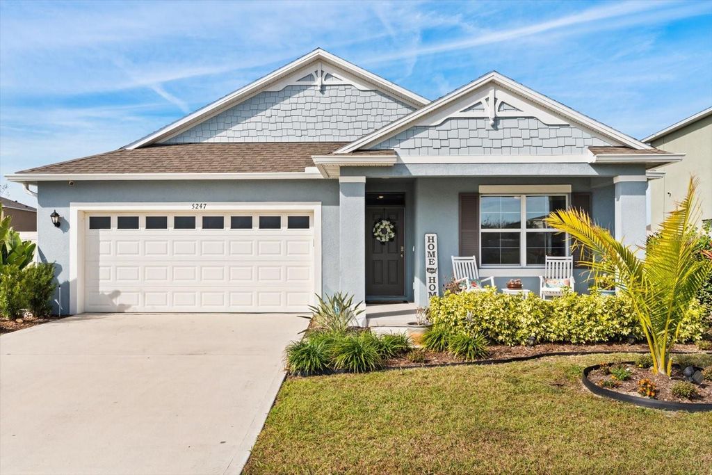 Photo of 5247 Mahogany Drive, Mount Dora, FL 32757 (MLS # O6373383)