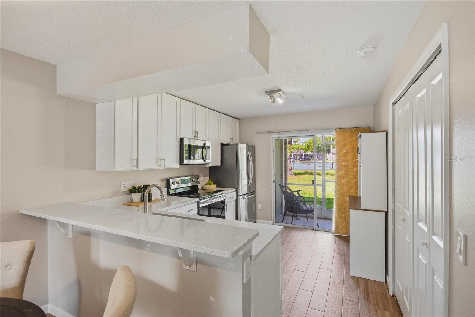 HUNTERS RESERVE A CONDO - Residential