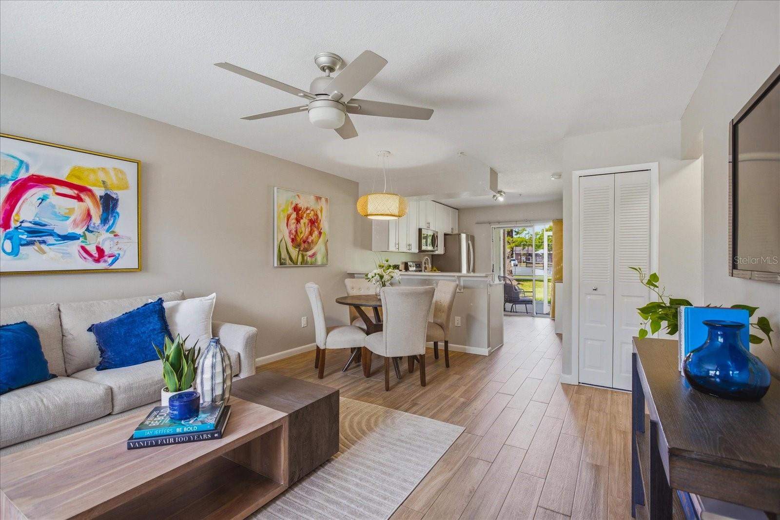HUNTERS RESERVE A CONDO - Residential