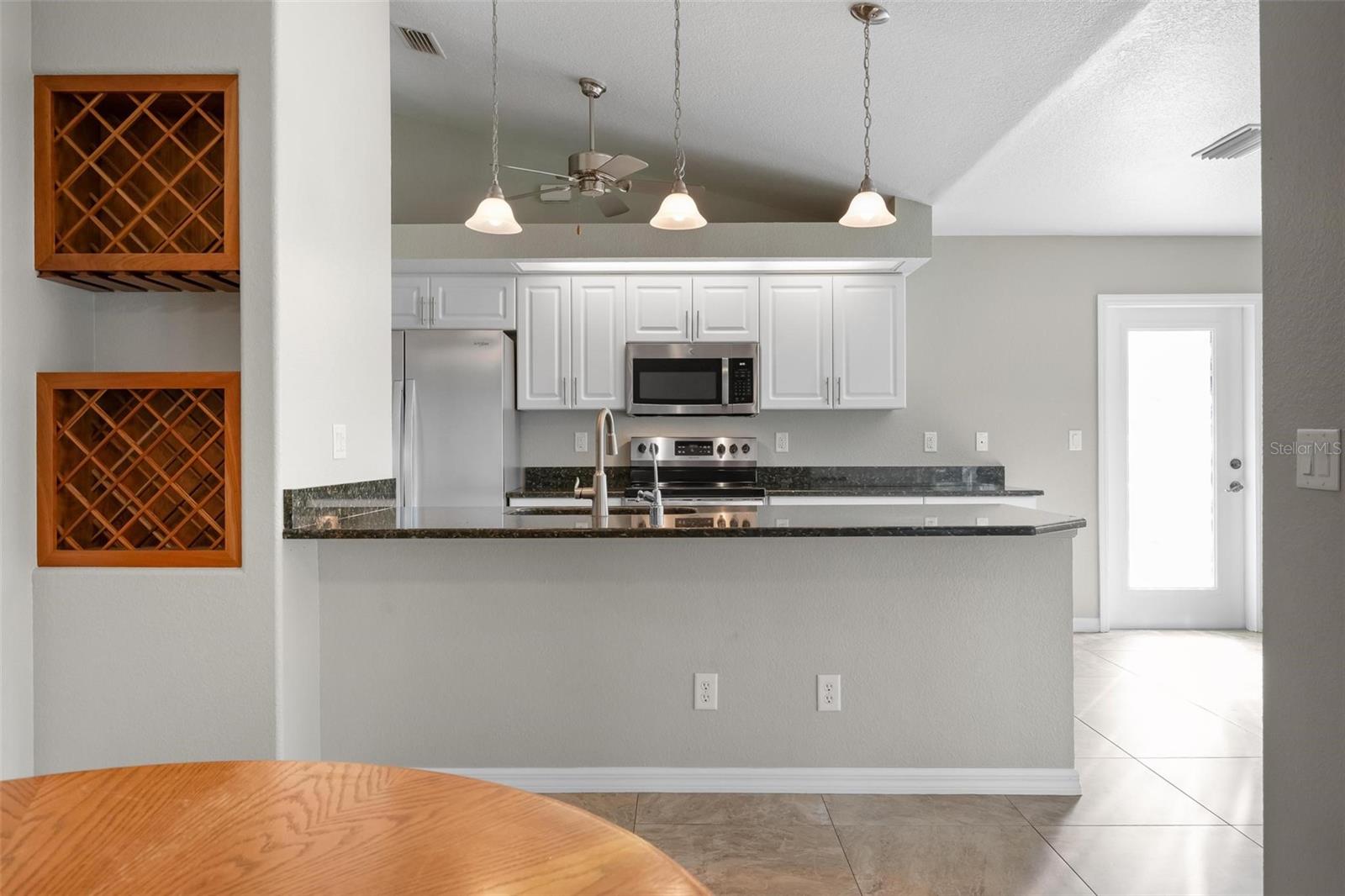 SOUTH VENICE - Residential