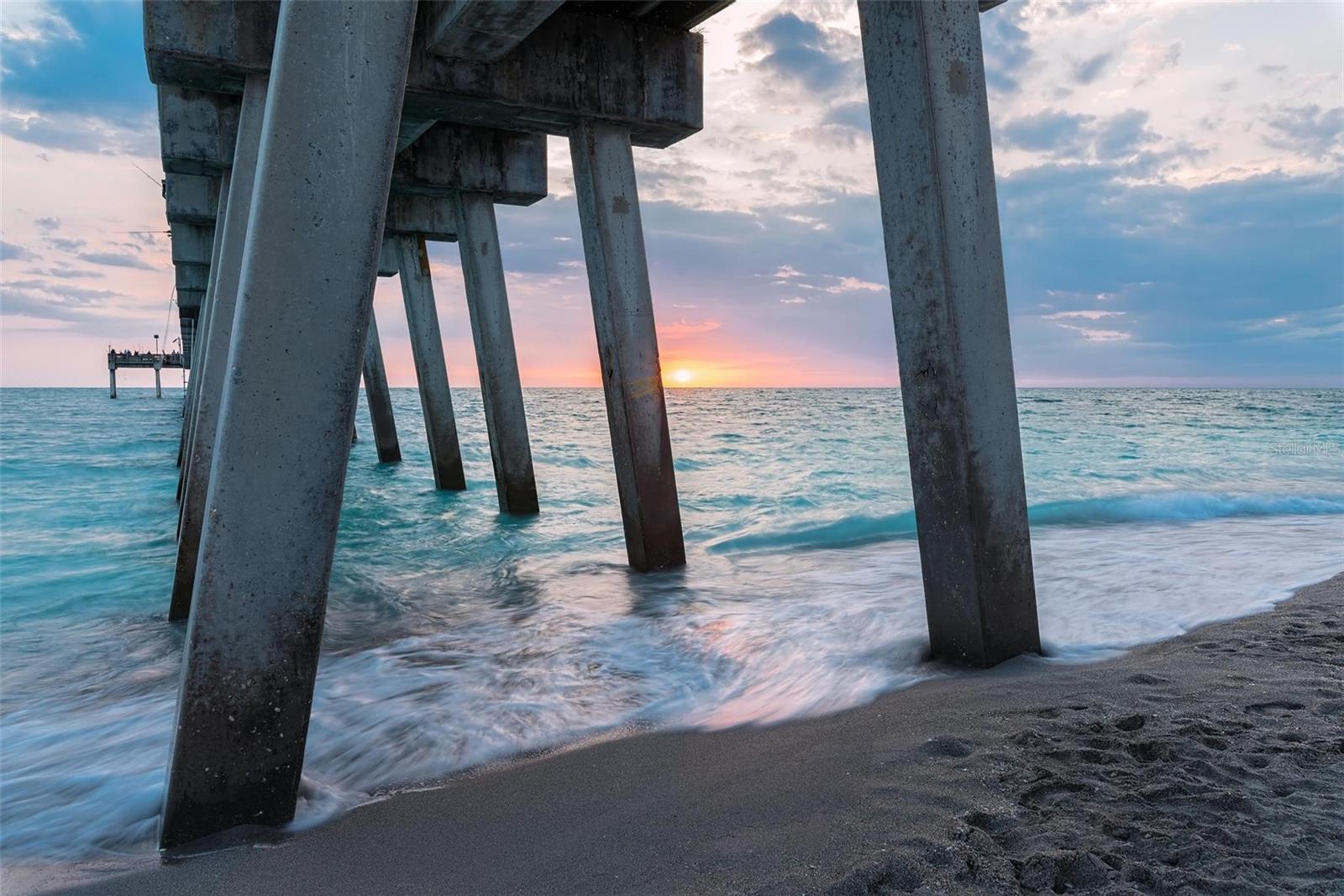 SOUTH VENICE - Residential