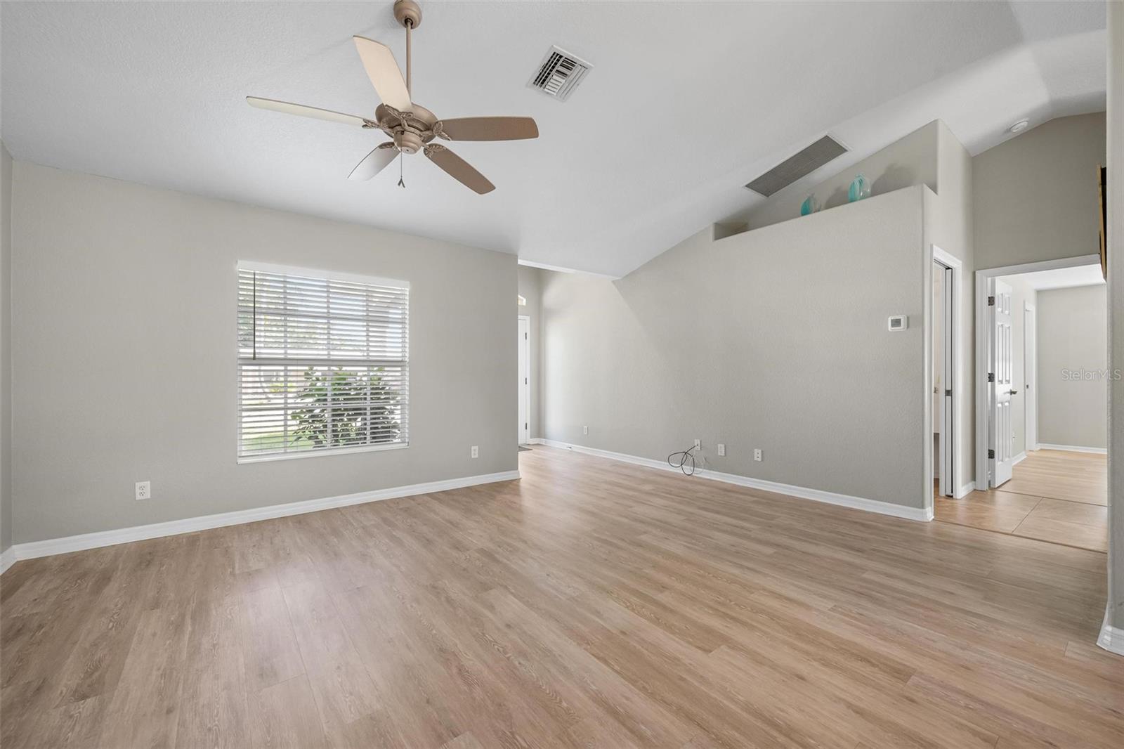 SOUTH VENICE - Residential