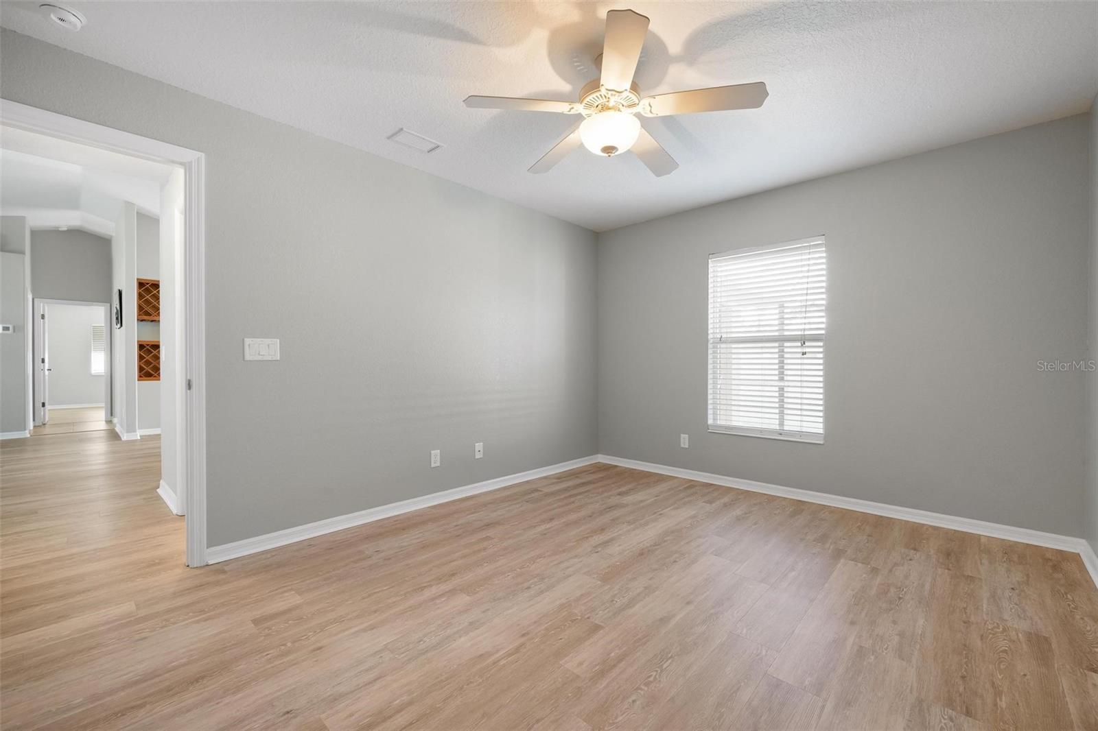 SOUTH VENICE - Residential