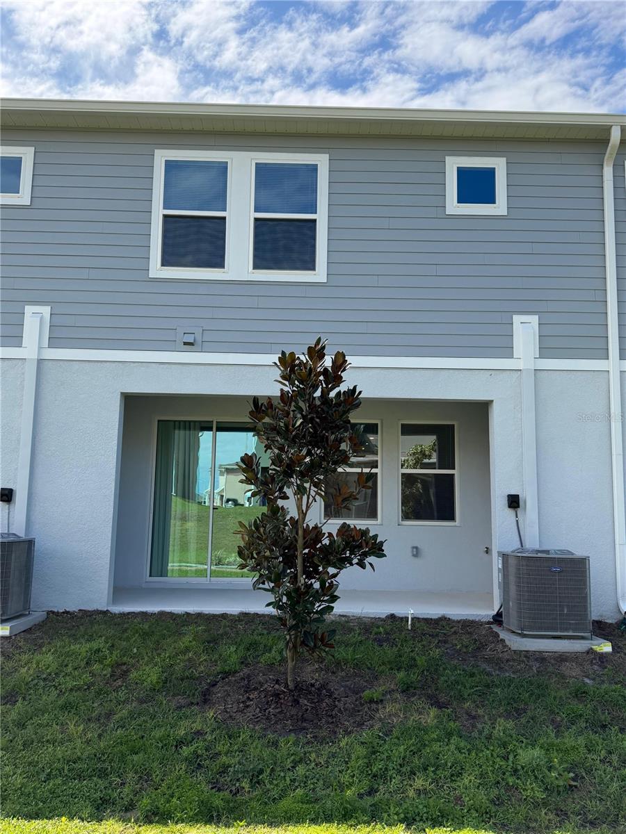 BRENTWOOD TH - Residential Lease