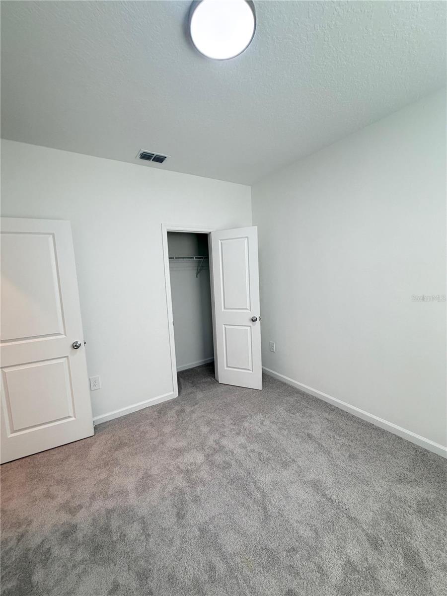 BRENTWOOD TH - Residential Lease