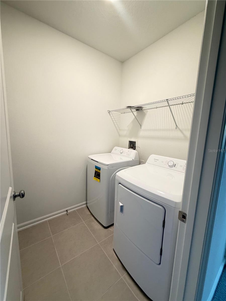 BRENTWOOD TH - Residential Lease