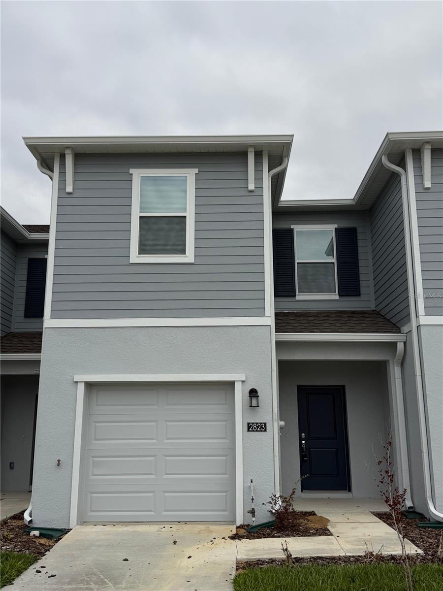 BRENTWOOD TH - Residential Lease