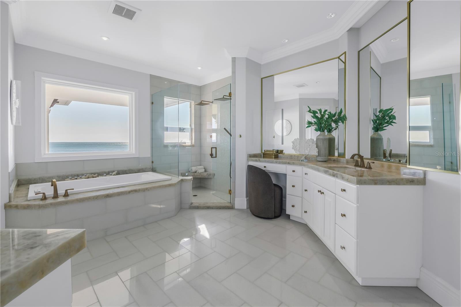 SIESTA REV OF - Residential