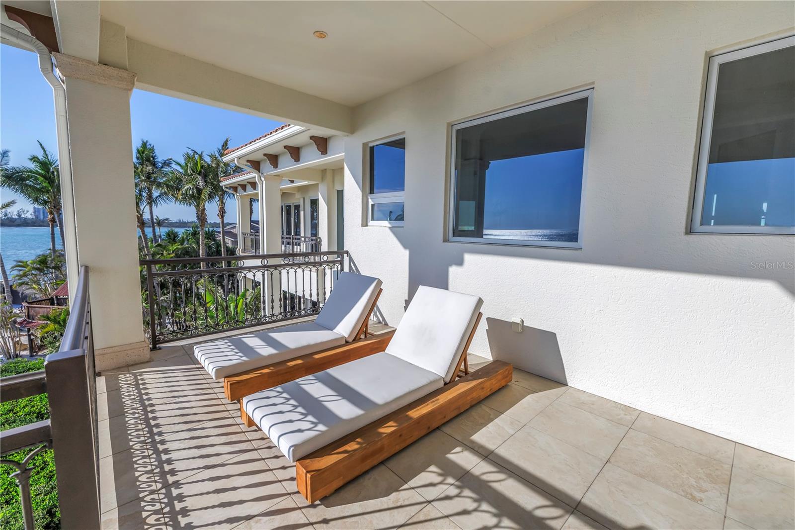 SIESTA REV OF - Residential