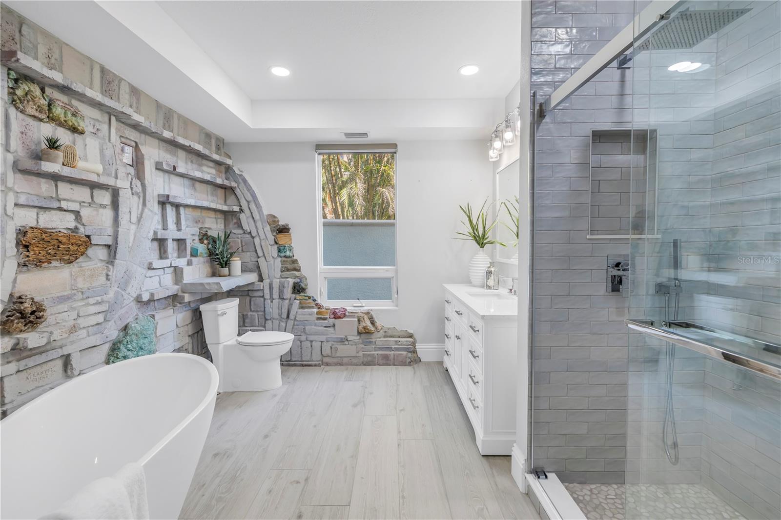 SIESTA REV OF - Residential