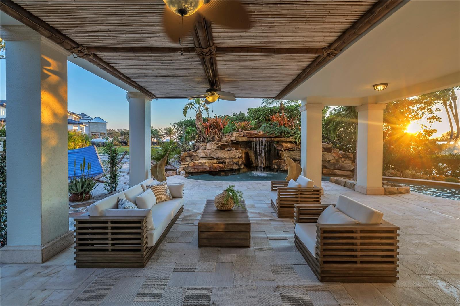 SIESTA REV OF - Residential