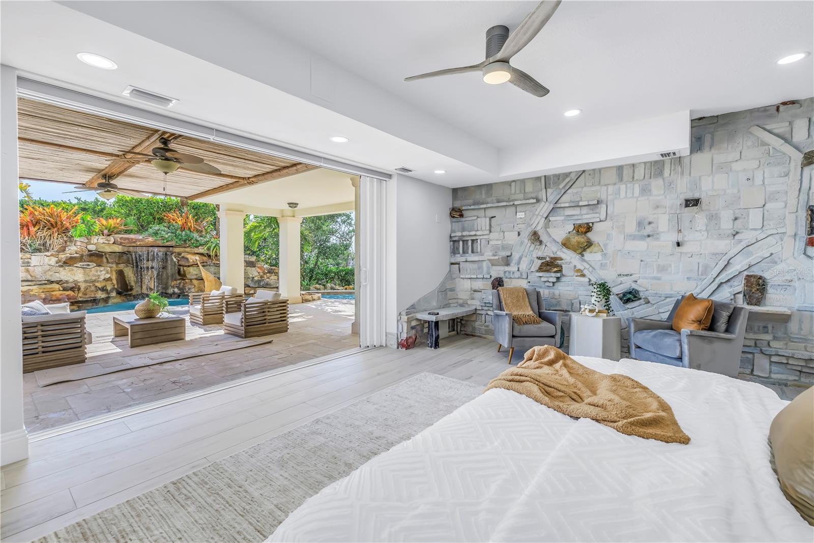 SIESTA REV OF - Residential