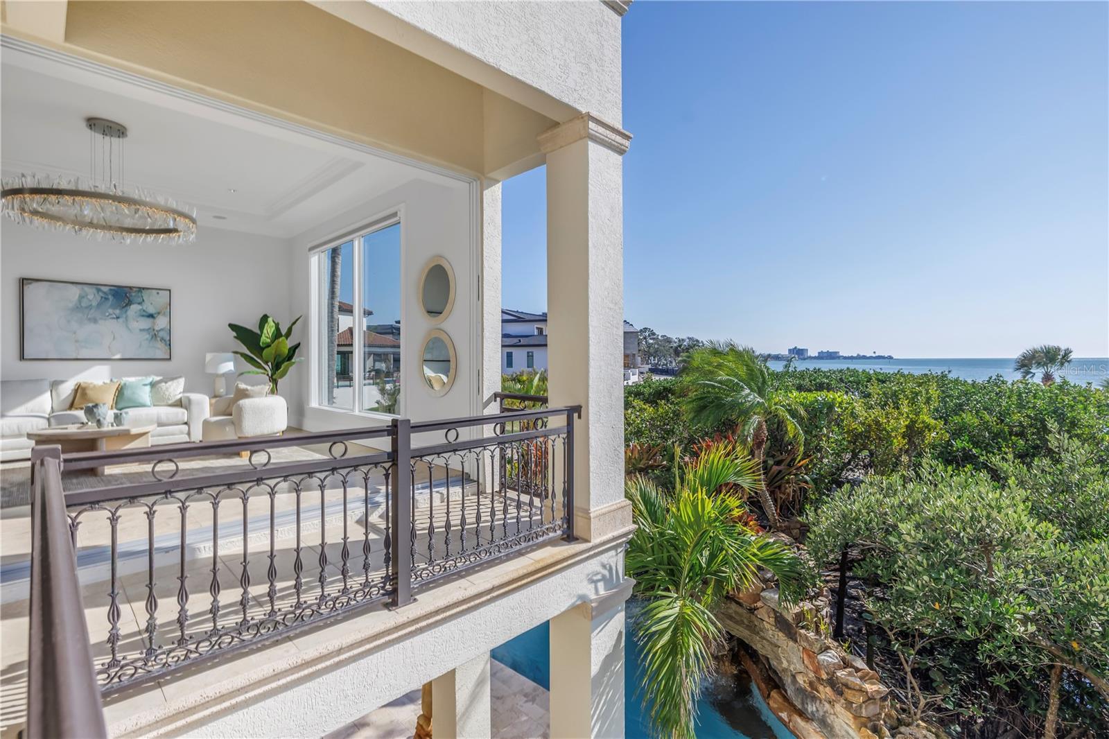 SIESTA REV OF - Residential