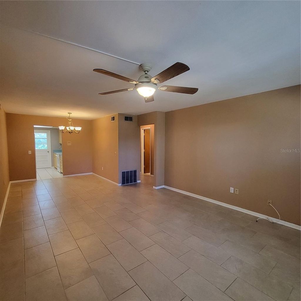 Photo of 911 Washington Avenue #306, Largo, FL 33770 (MLS # TB8474832)