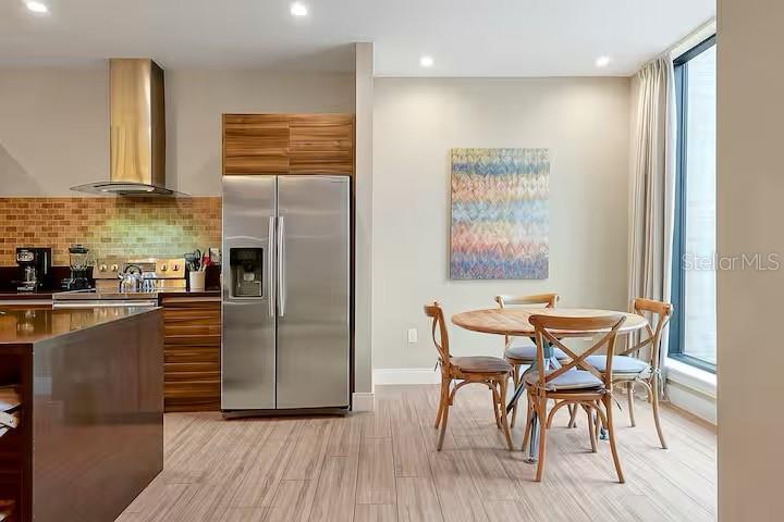 3112 ROCKEFELLER WAY