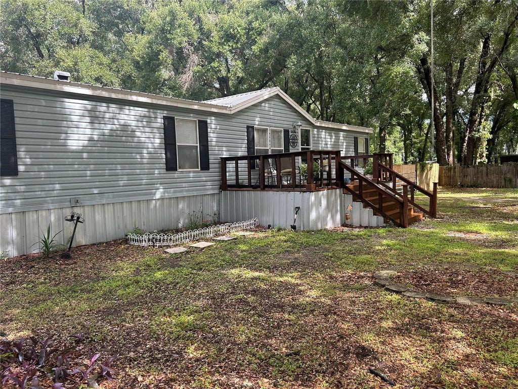 Photo of 1606 N Kingsway Rd, Seffner, FL 33584 (MLS # TB8530178)