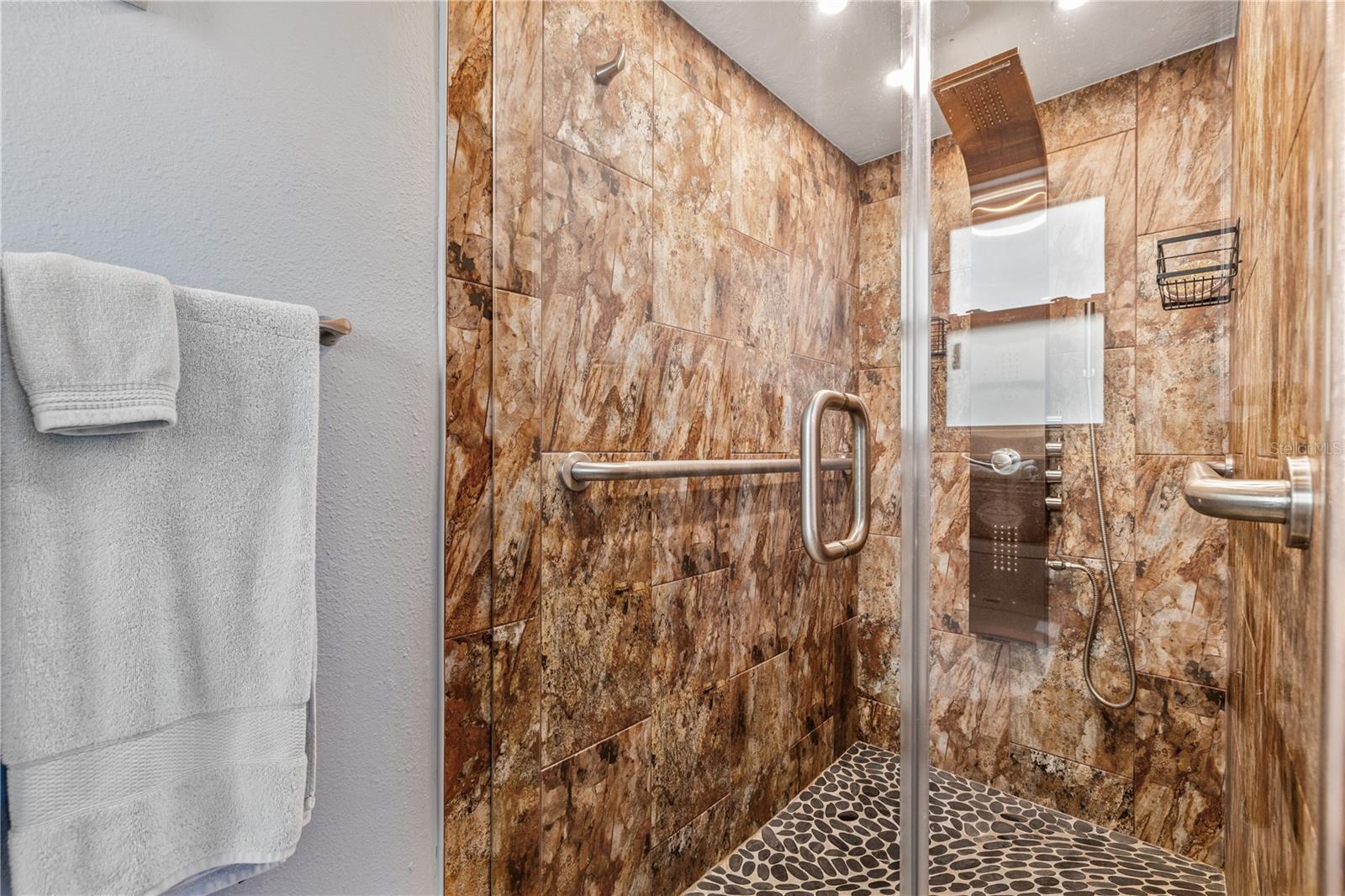 KLOSTERMAN OAKS VILLAGE - Residential