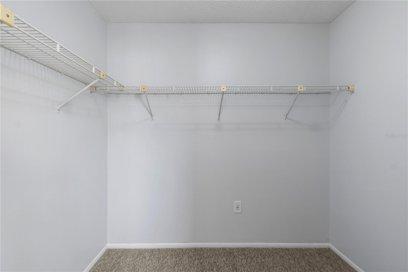 THE HOLLOWS PH I - Residential