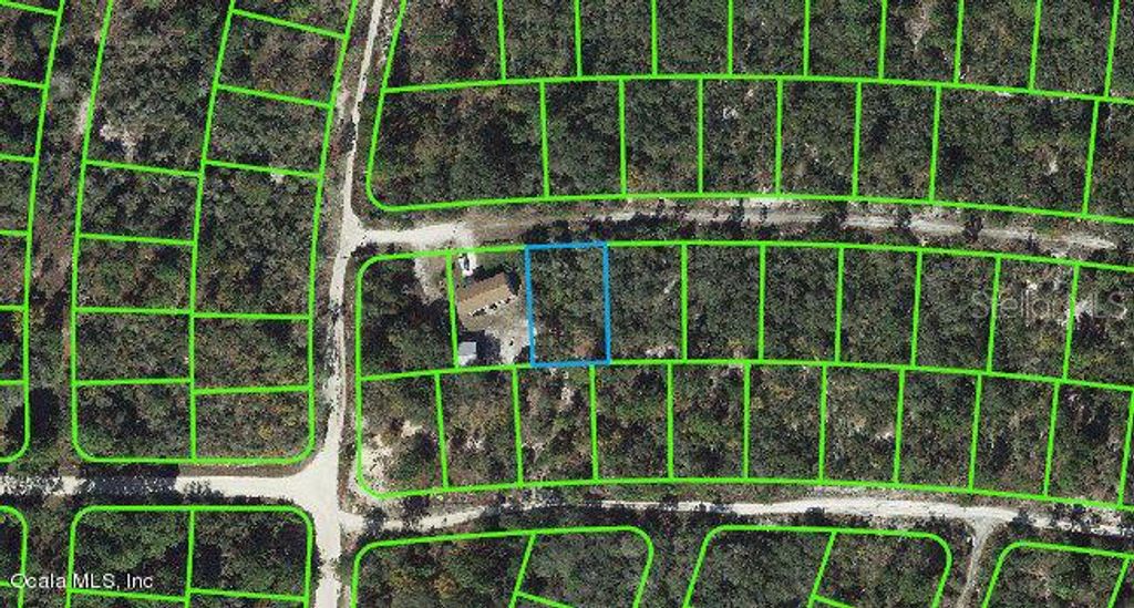 Photo of 307 Stardust Avenue, Lake Placid, FL 33852 (MLS # OM542053)