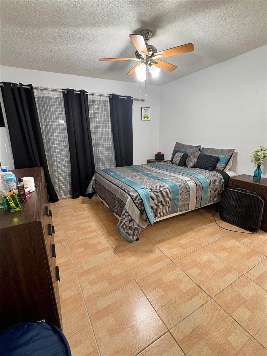 FOXHALL CONDO PH 1-3 - Residential