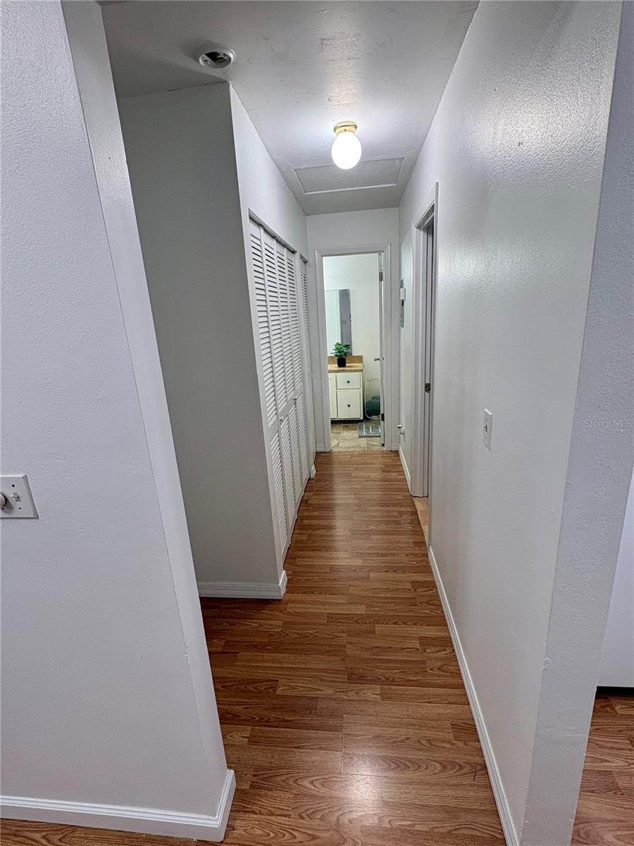 FOXHALL CONDO PH 1-3 - Residential