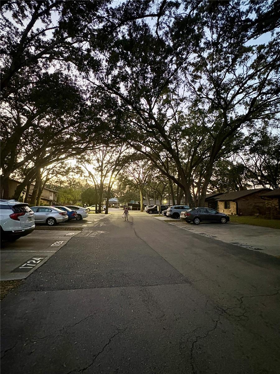 FOXHALL CONDO PH 1-3 - Residential