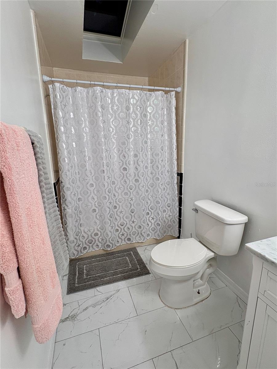 FOXHALL CONDO PH 1-3 - Residential