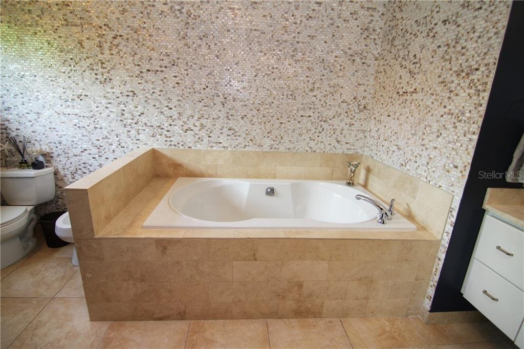 DORADO BEACH EAST - Residential