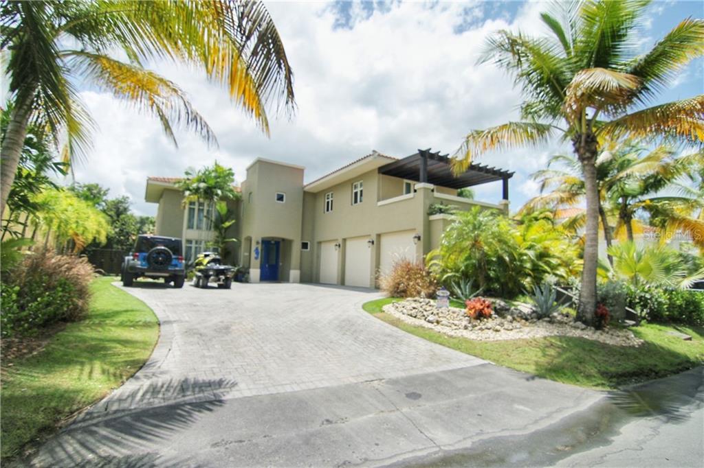 DORADO BEACH EAST - Residential