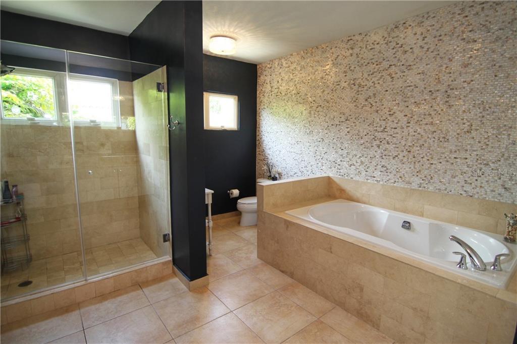 DORADO BEACH EAST - Residential