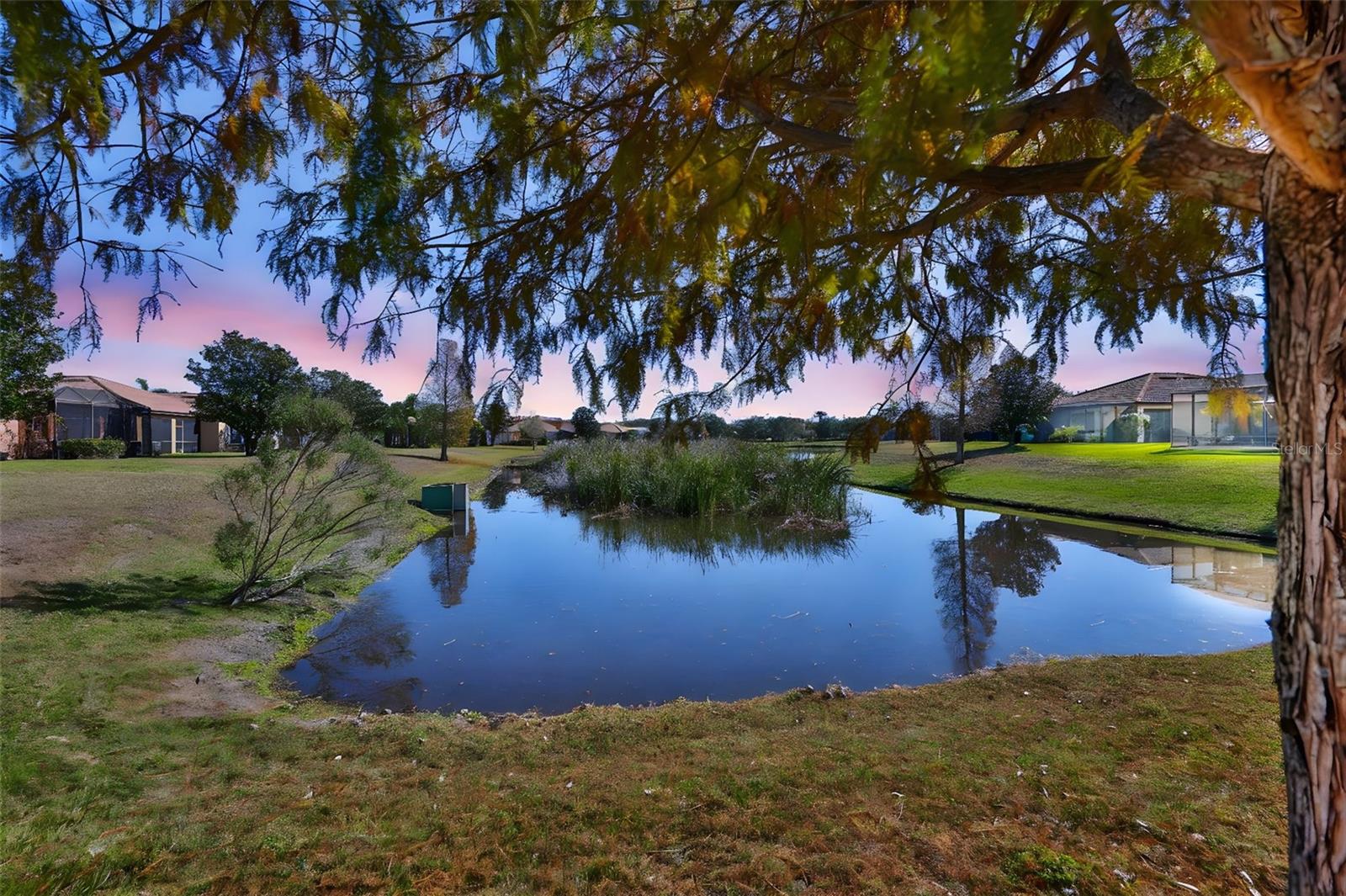 SOUTHSHORE FALLS PH 1 - Residential